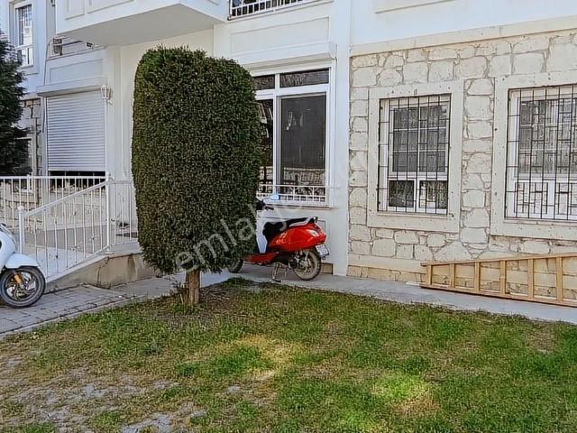 İzmir Çeşme Reis Dere 2+1 Bahçe Katı Satılık Daire
