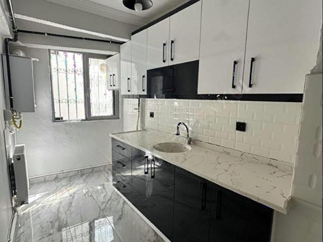 İzmir Konak Altıntaş Mah. 3+1 Tadilatlı Ara Kat Doğalgazlı !