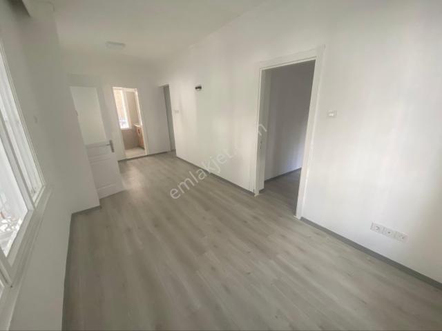 İzmir Konak Alsancakta Kiralık Ofis