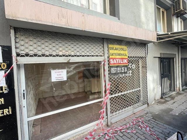 İzmir Konak Atilla Mahallesinde Satılık Dükkan