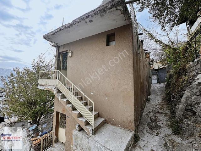 İzmir Konak Ballıkuyuda 2 Katlı 130m2 Satılık Ev