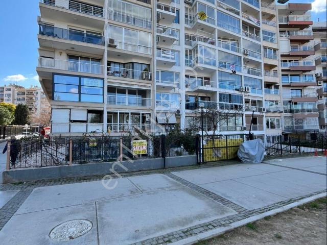 İzmir Konak Karantina Meydanında Satılık 4+1 Yalı Dairesi