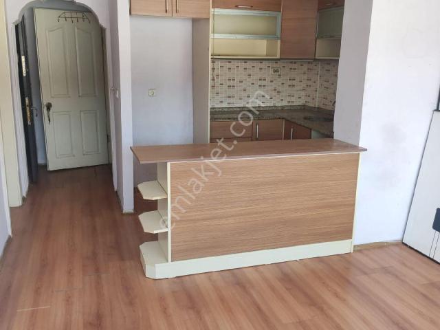 İzmir Konak Zafertepe Mah.de İzmir Park Yakını 2+1,amerikan Mutfaklı Daire