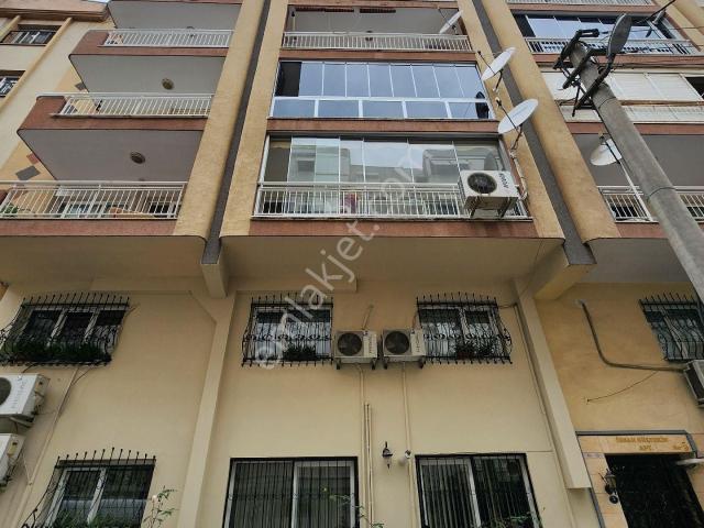 İzmir Karşıyaka Goncalar Mahallesinde Satılık 4+1 Dubleks Mesken