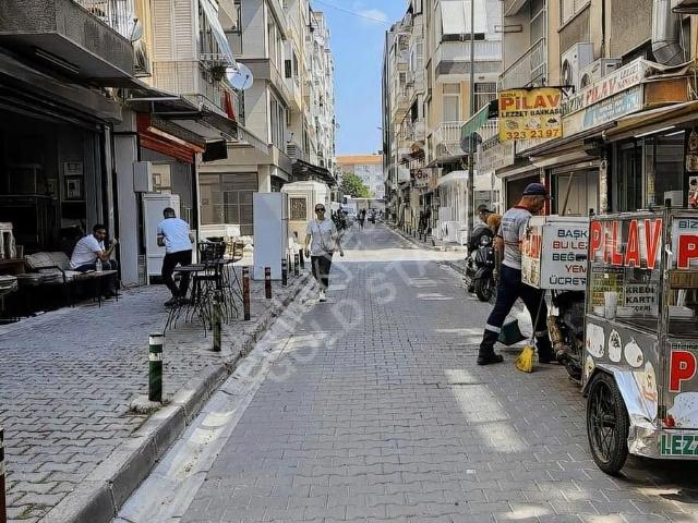 İzmir Karşıyaka Spotçular Sokağı Satılık Daire