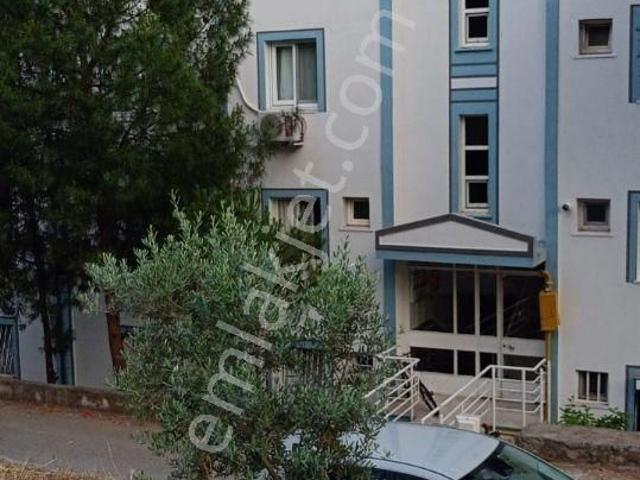 İzmir Karşıyaka Zübeyde Hanım Mh Satılık 2+1 Daire