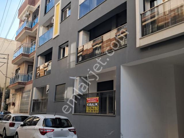 İzmir Çiğli Küçükçiğli'de Atasanayi İzbana 100 Metre Mesafede Kiralık 1+1 Daire