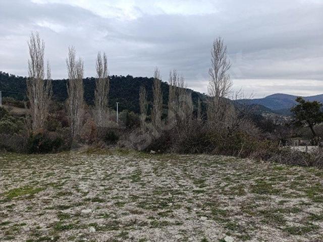 İzmir ili Kınık ilçesi mustaklar mah 1400 m2 müstakil tapulu tarlamız yeni sahibini bekliyor