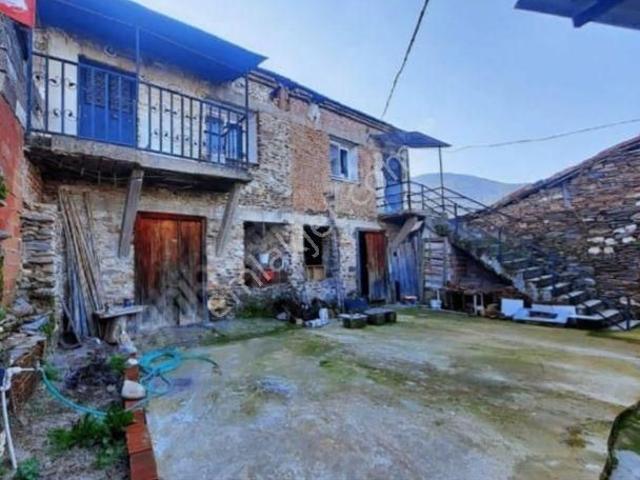 İzmir Ödemiş'te Eski Rum Yapısı Olan Satılık Taş Ev