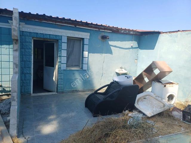 İzmir Menderes Ahmetbeylide 1+1 Müstakil Bahçeli Ev Aylık