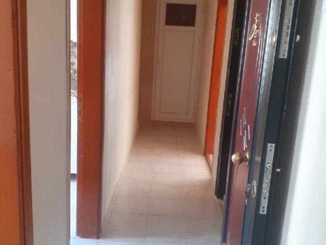 İzmir Menemen Irmak Mahallesi'nde bulunan 2+1 dairemiz acilen satılıktır ara kattır