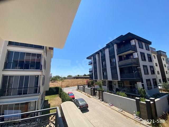 İzmir Seferihisar camiikebir Mahallesinde 01 + 1 Doğalgazlı satılık daire