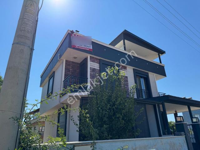 İzmir Seferihisar Atatürk Mahallesin De Satılık Ful Esyali 2+1 Villa