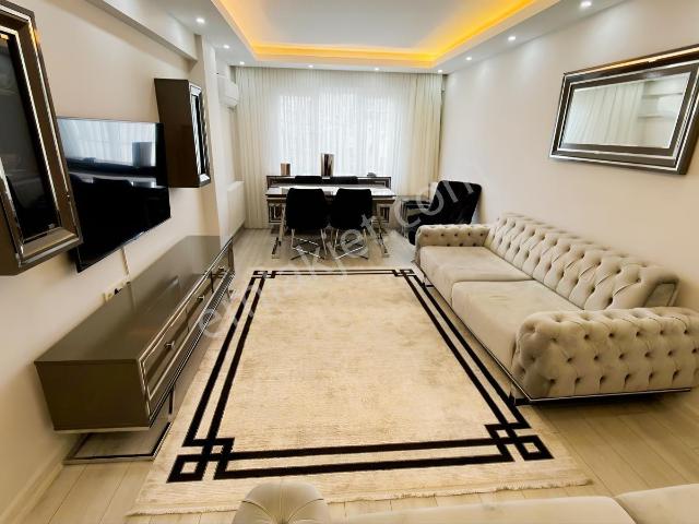 İzmir Park Avm Arkası Masrafsız Otoparklı Satılık 3+1 Daire