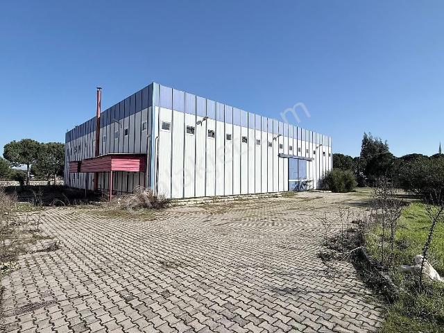 İzmir'de Vergi Avantajlı Üretime Hazır Arıtmalı Fabrika