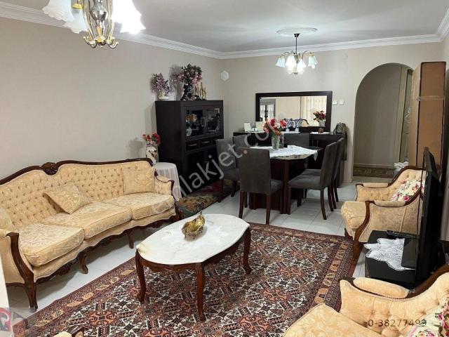 İzmir'in En Popüler Yerinde, Asnsrlü, O.parklı, Eşyalarıyla Stlk