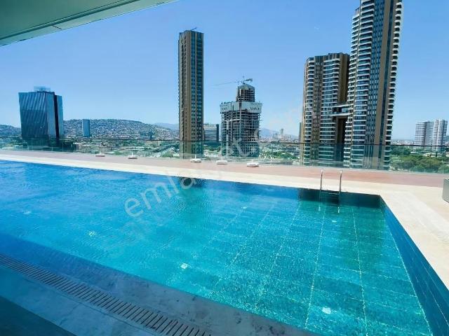 İzmirin En Prestijli Rezidansında Kiralık 1+1 Mobilyalı Daire
