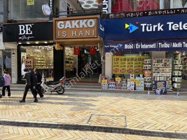 İzmit Fethiye Caddesi Gakko İş Hanı  Satılık Uygun Fiyatlı Ofis