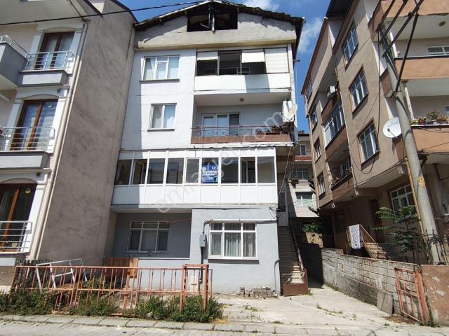 İzmit Kuruçeşme Merkezde Satılık Fırsat Arakat