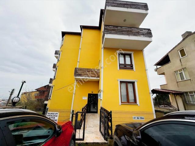 İzmit Kuruçeşme Satılık Full Deniz Manzaralı Geniş 2+1 Daire