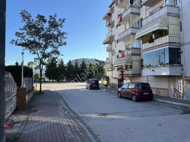 İzmit Şirintepe Mh. Plajyolu Sk. 3+1 Satılık Daire