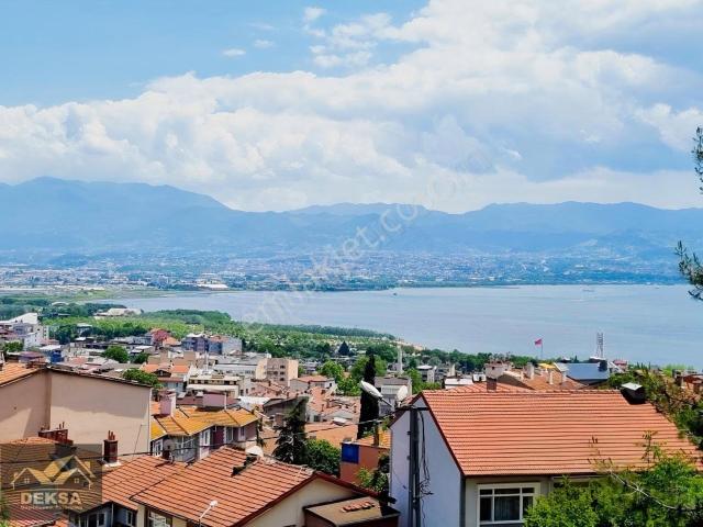 İzmit Merkez Akçakocada Deniz Manzaralı Kiralık 3+1
