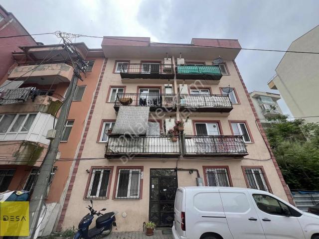 İzmit Merkez'de Satılık 1+1 Arakat Daire