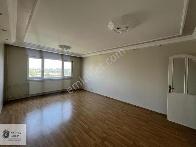 İzmit Yahyakaptan Mah. C/11 Blok Boyalı Temiz 3+1 Kiralık Daire