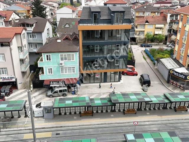 İzmit Yenişehir Mah. Tabela Değeri Yüksek Satılık Dükkan
