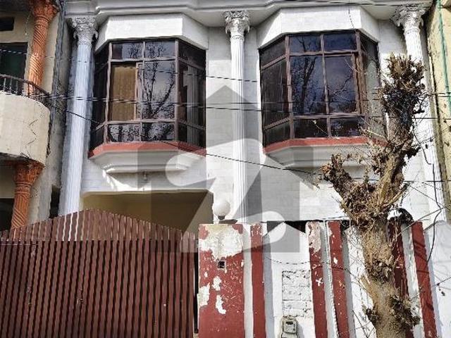 I 10/2 Park face Size25*60 House for sale extra land top location I 10/2