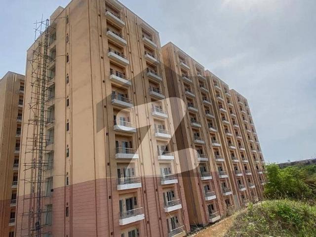 I 12/1 D Type 3rd Floor All Dues Clear Flat