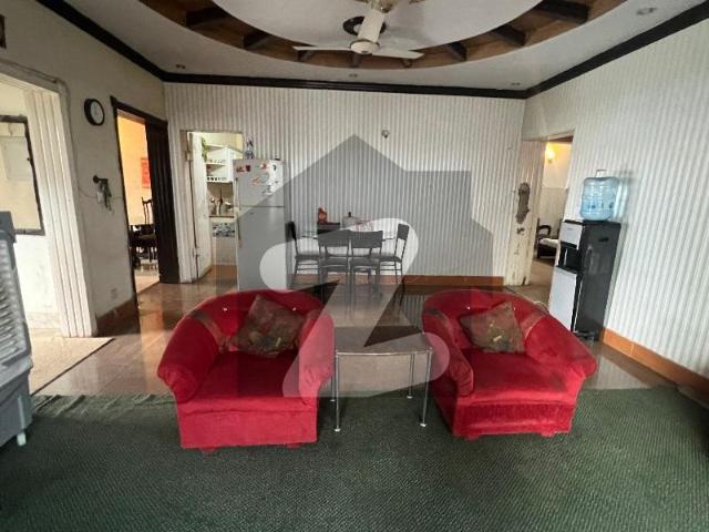 I 8/2. 35x80 street corners Duble story House available for sale ideal location tiles flooring I 8/2