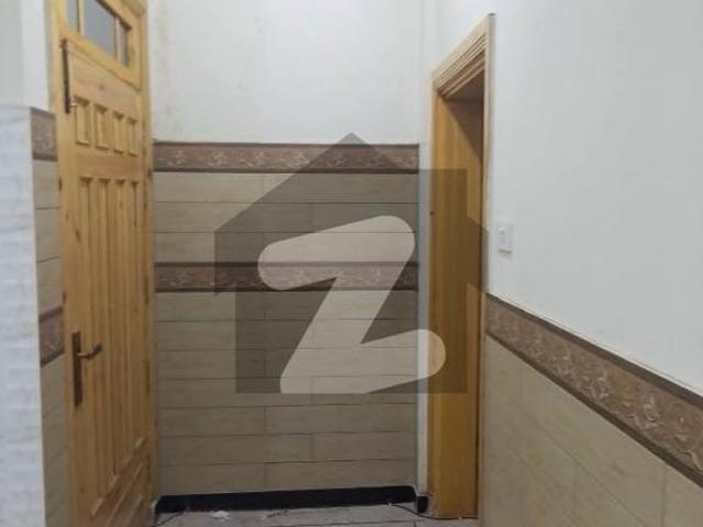 I 8 1 second floor flat available for family bachelor dono ke liye I 8/1