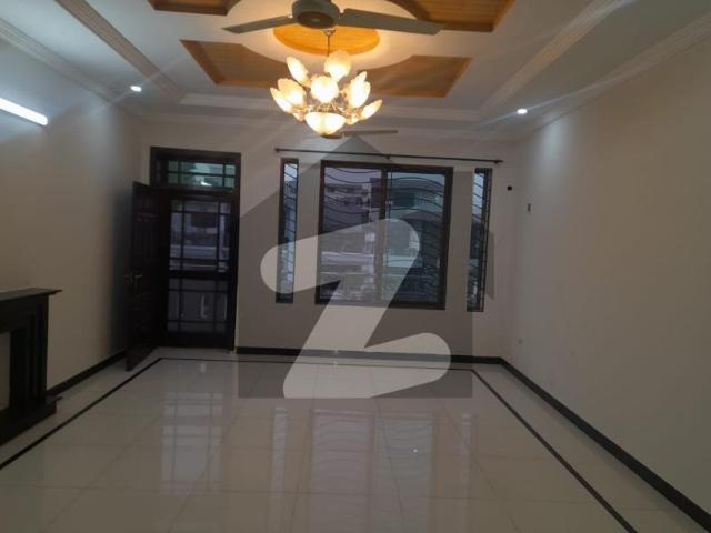 I 8. 40x80. Corner Triple Storey House Extra Land Available For Rent Schools Purpose Near I 8 Markaz I 8