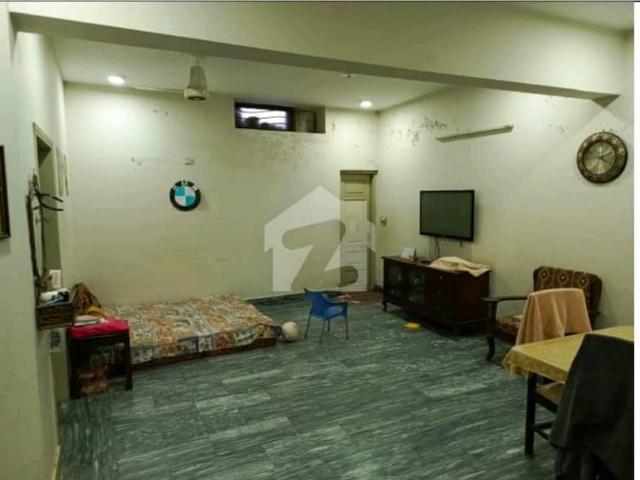I 8 Beautiful Upper Poration For Rent