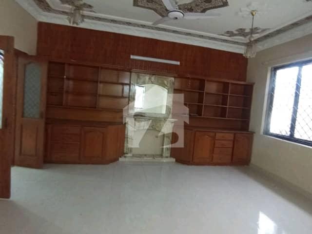 I 8 Lower Portion For rent Sized 1 Kanal