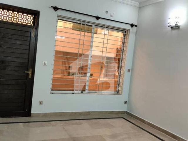 I 8 Near Family Park Marble Flooring Open Basement Available For Rent