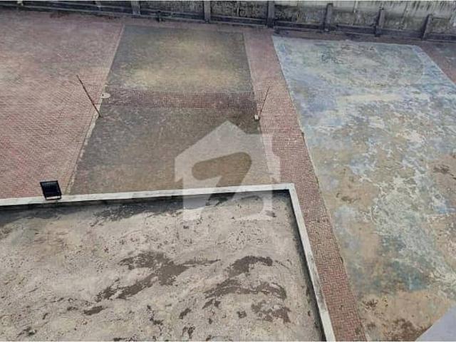 I 9 5 kanal Plot for Sale Near to Main Road Available