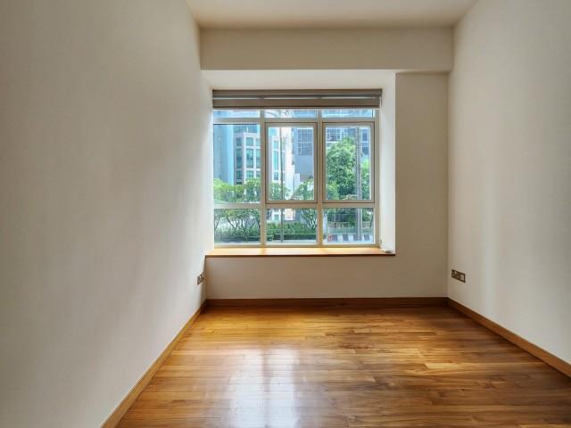 Icon Apartment For Rent, $6,500, 2 Bed 2 Bath 915 sqft $7.10 psf