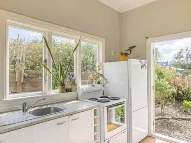 Iconic Kiwi Style Two Bedroom Home in Waikanae Beach