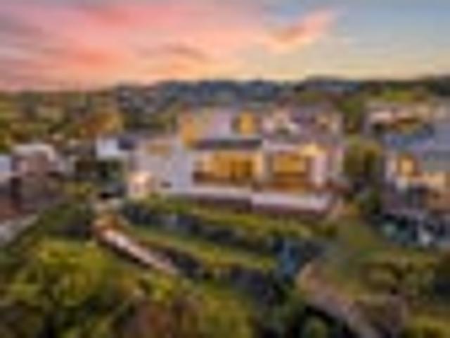 Iconic Home with Uninterrupted Views