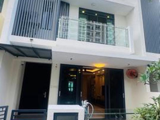 Iconic Skies 4 Storey Landed Residence For Rent Bayan Lepas Penang