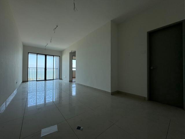 Iconic Vue 2 Car Park Seaview Batu Ferringhi Key On Hand