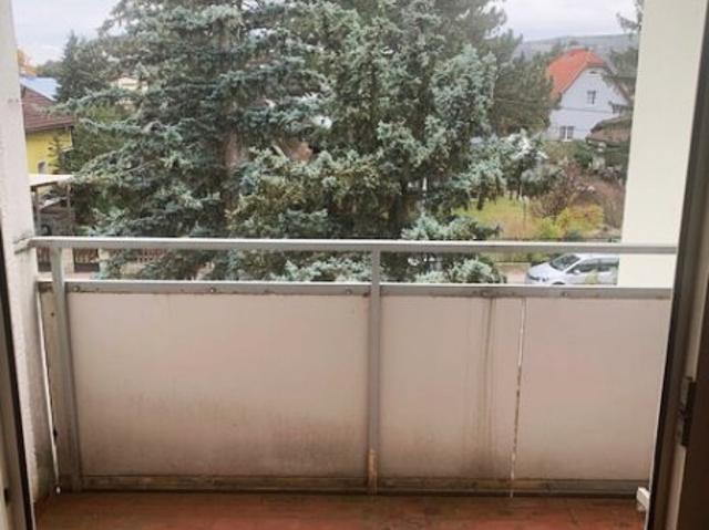 ICH BIN ZU KAUFEN 3 Zimmerwohnung mit Balkon und Parkplatz in der Schwarzlackenau!