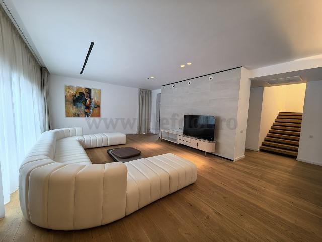 Iancu Nicolae Cambridge School Modern villa for rent!