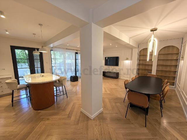 Iancu Nicolae Cambridge School RENOVATED Villa