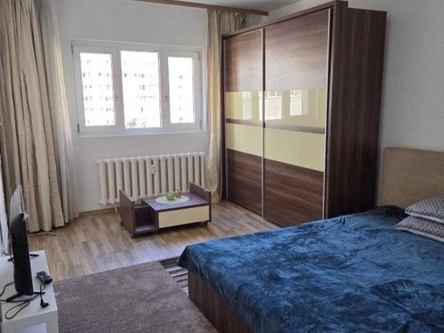 Iancului elev stefanescu etaj 7 decomandat