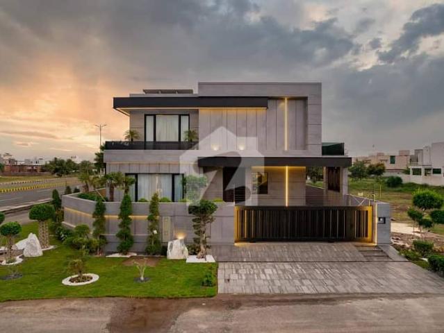 IBM ESTATE PROUDLY OFFERS: 1 Kanal Elegant Ultra Modern Bungalow With Basement Is Available In The Best Block Of DHA Lahore
