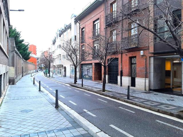 IBERFINCA LES OFRECE UN ESPECTACULAR ATICO CON TERRAZA EN EL CENTRO