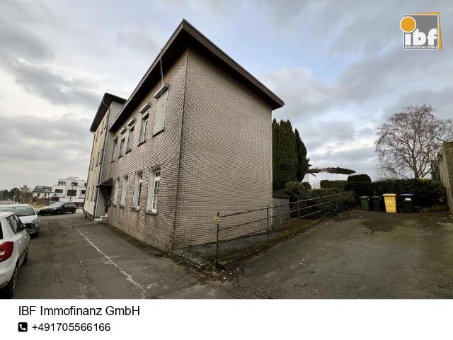 IBF Immo + Geräumiges EFH mit Stellplatz in Kohlscheid!
